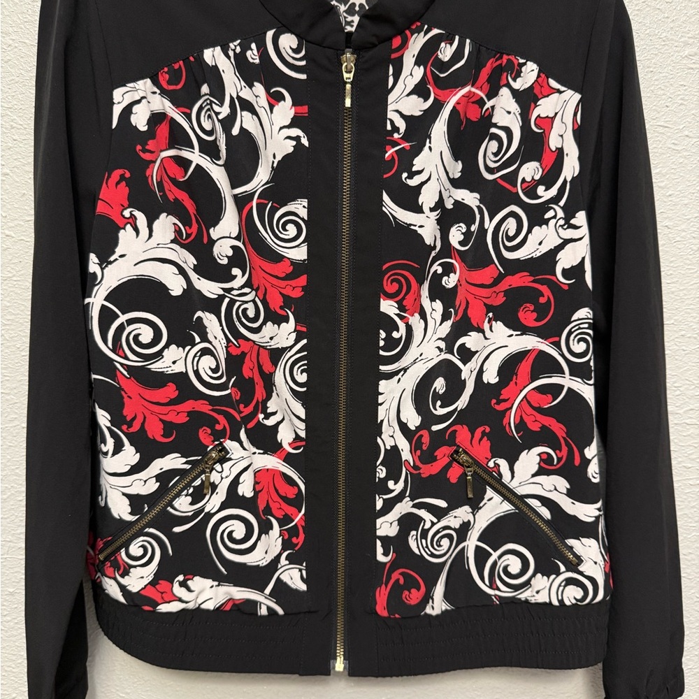 Zenergy by Chico’s Black Red White Damask Print Full Zip Bomber Jacket SZ 1 (M)